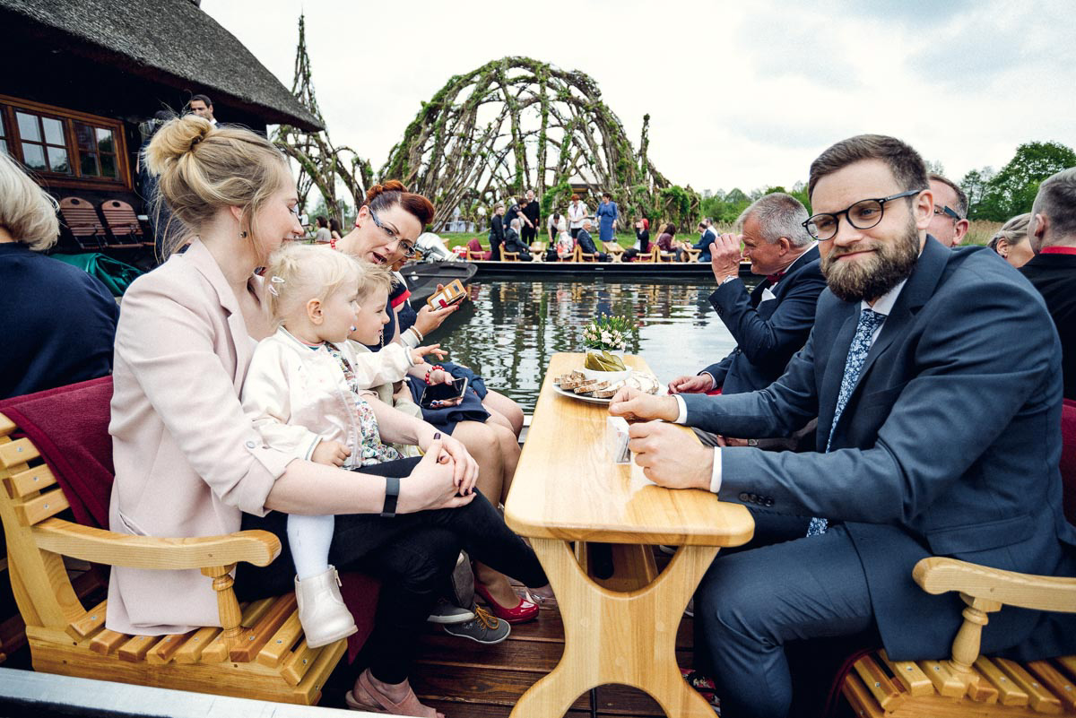 Hochzeitsreportage Kahnfahrt